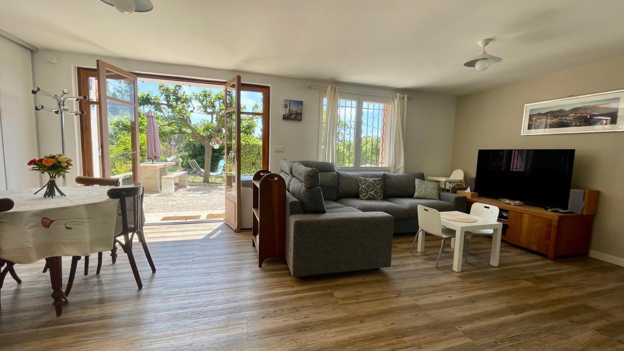 Large Private Garden, Quiet 2-Bedroom Apartment, Air Conditioning, Wifi, Parking Cassis Exteriér fotografie