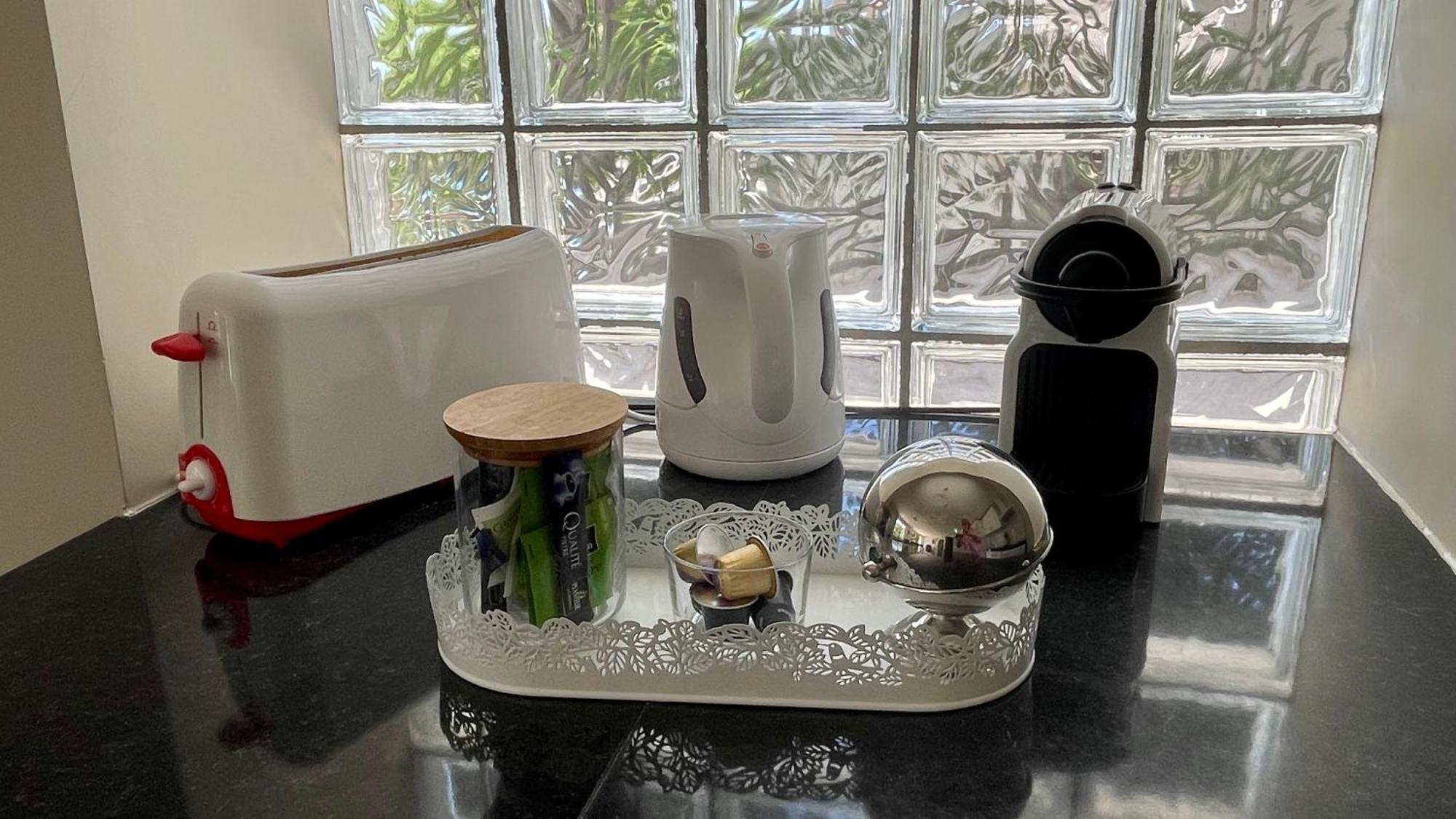 Large Private Garden, Quiet 2-Bedroom Apartment, Air Conditioning, Wifi, Parking Cassis Exteriér fotografie
