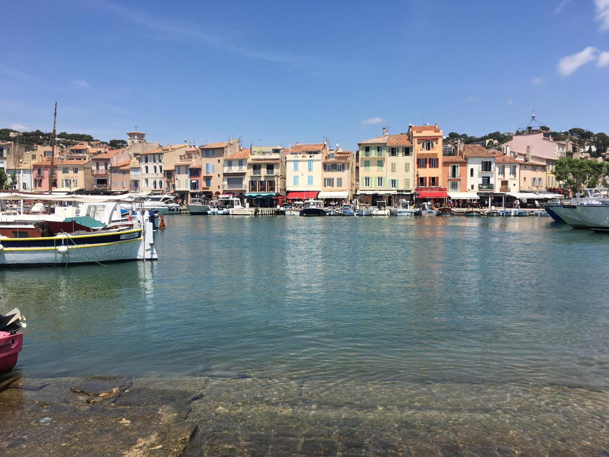 Large Private Garden, Quiet 2-Bedroom Apartment, Air Conditioning, Wifi, Parking Cassis Exteriér fotografie