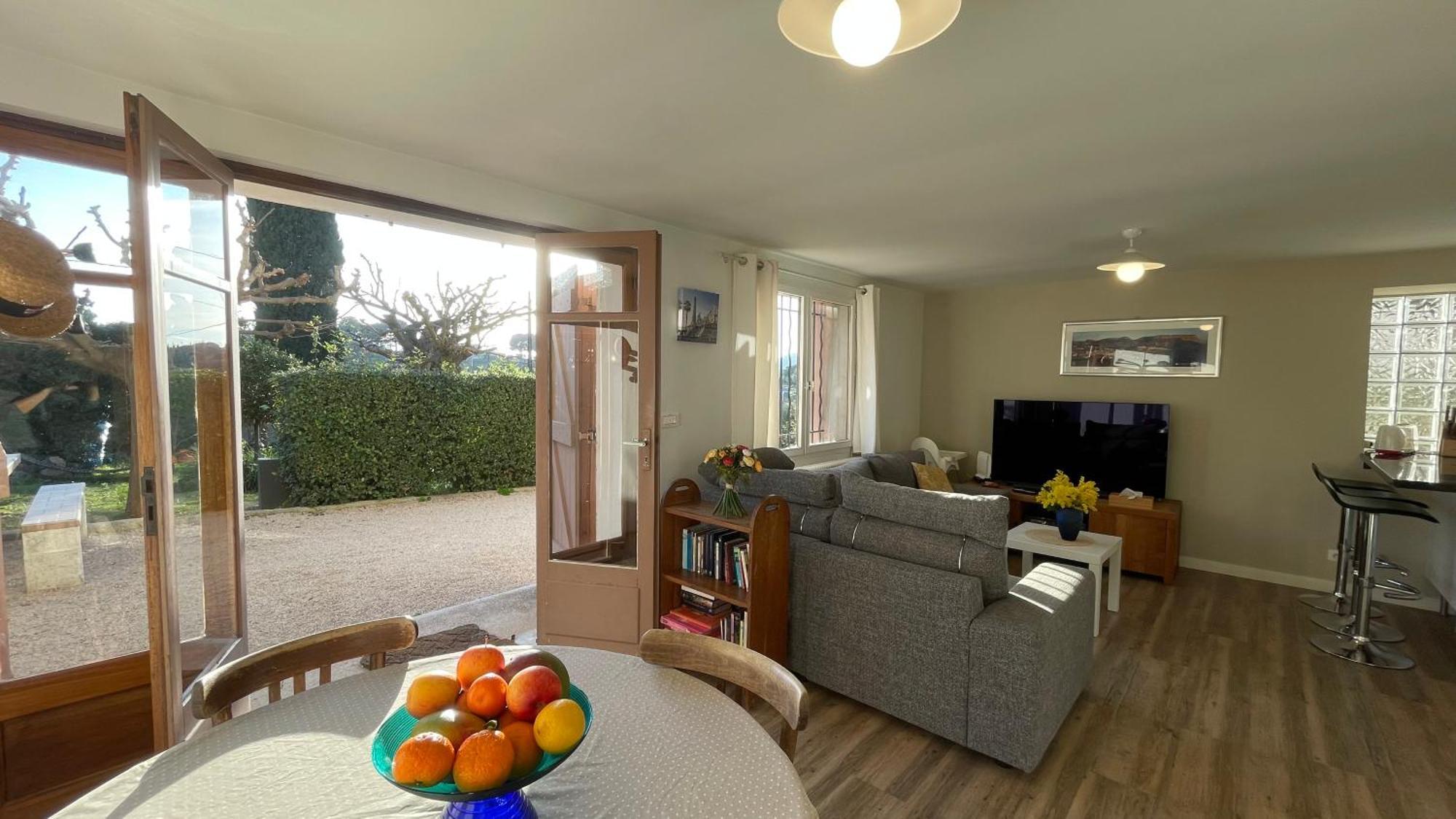 Large Private Garden, Quiet 2-Bedroom Apartment, Air Conditioning, Wifi, Parking Cassis Exteriér fotografie